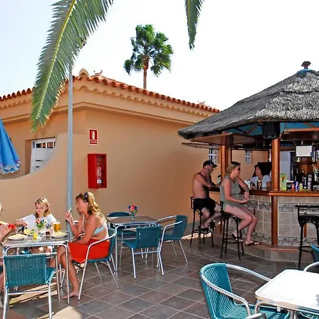 Claveles Park Hotel